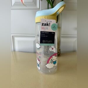 Hello Kitty Plastic Water Bottle Zak! Brand New 25 oz.